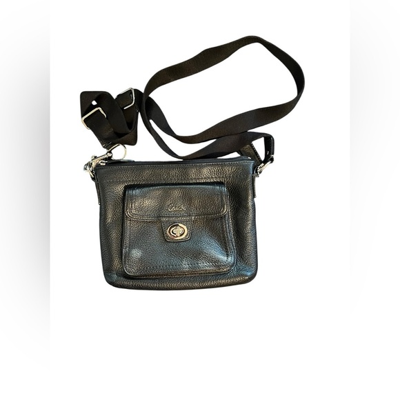 Coach Swingpack Crossbody Bag – Classic Black Pebbled Leather - Picture 3 of 10